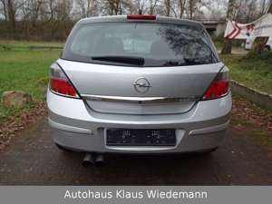Opel Astra H 1.4 Twinport ecoFLEX Select. "110 Jahre" Bild 4
