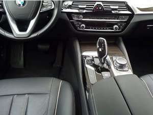 BMW 520 520d Efficient Dynamics Edition Aut. Luxury Line Bild 5