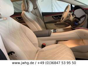 Mercedes-Benz EQS 580 4M Electric HyperDisplay Airm Pano HeadUp Bild 3