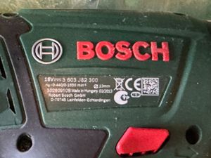 Bosch Akku-Schlag-Bohre mit 2x Akkus Koffer Ladegerät, Makita, Baustellen, Umzüge, Montage, Arbeit Bild 2