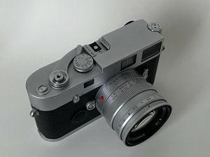 LEICA SUMMILUX-M 50 mm 1 1,4 (Typ 3) 11 856 (Silber) Bild 1