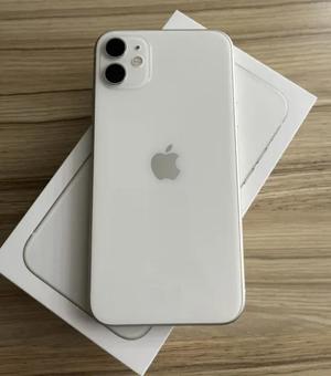 [102 ] Apple iPhone 11 A2221 - 128GB - Weiß (Ohne Simlock) (Dual-SIM) - Display defekt Bild 1