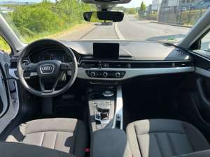 Audi A4 Avant 35 TDI S tronic Bild 5