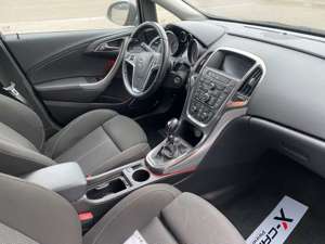 Opel Astra J 2.0 CDTI Sports Tourer *Navi*Klim*Xen* Bild 5