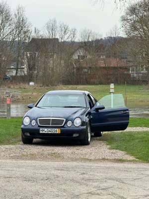 Mercedes-Benz CLK 200 Coupe Elegance Bild 4