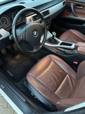 BMW 325 325i Bild 5