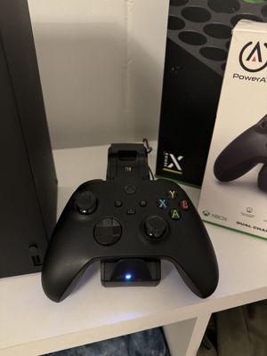 Microsoft Xbox Series X 1TB Spielekonsole - Schwarz Bild 2