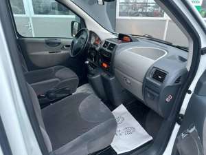 Peugeot Expert L2H1 Premium/9 Sitzer/ Temp/Ahk/Shz Bild 5