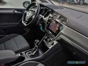Volkswagen Touran 1.5 TSI Comfortl. 7-Sitzer AHK Navi PDC Bild 5