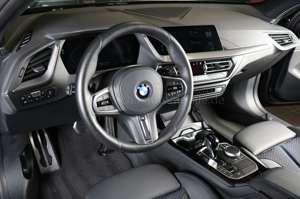 BMW 120 i DKG 5-trg. M-Sport adap.LED Lenkradhzg DAB Bild 4