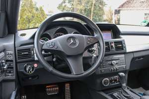 Mercedes-Benz GLK 350 4-Matic*wenig Kilometer*Navi*Leder*AHK Bild 9