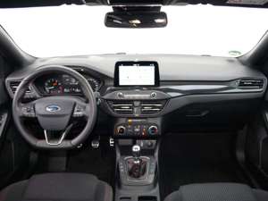 Ford Focus 1.5 EB ST-Line HUD LED Technologie Winter Bild 4