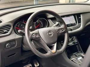Opel Grandland 1.6 Turbo Hybrid INNOVATION FLA 360 Bild 2