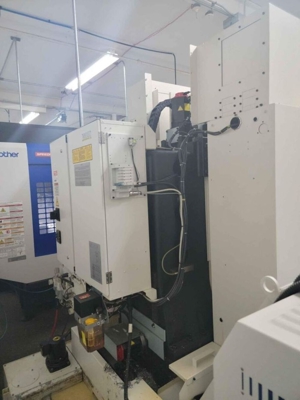 Fanuc Robodrill D21MiB5-ADV CNC Mill, 2018 Bild 3