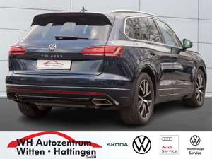 Volkswagen Touareg 3.0 TSI R-Line 4Motion Panorama Standhzg Luftfe... Bild 2