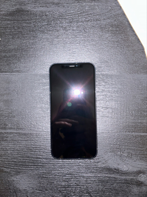 iPhone 12, schwarz, 64GB, top Zustand  Bild 2