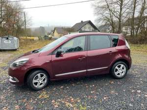 Renault Scenic Energy TCe 130 SS Bose Edition Bild 3