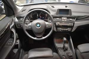 BMW X1 xDrive 25 e Advantage*AHK*PDC*SHZ*ALU*GRA Bild 2