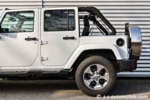 Jeep Wrangler Unlimited Sahara  2.8l CRD Hard/Softtop Bild 5