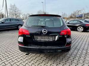 Opel Astra J Sports Tourer Edition*TÜV bis 02/2025 Bild 5