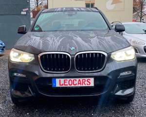BMW X3 xDrive30i Luxury Line AT, Neue Allwettereifen Bild 4