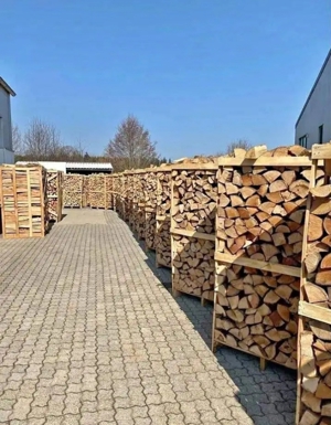 Brennholz verfügbar Lieferung möglich  Bild 1