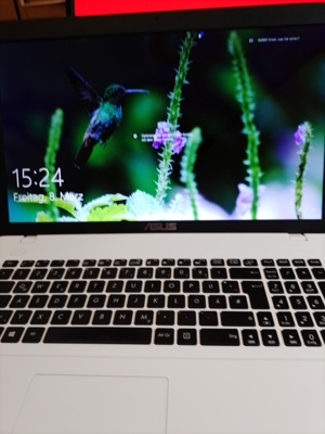ASUS Laptop weiss  mit SSD Festplatte weiss Spitzenzustand 6 Monate Garantie wie Bilder  Bild 10