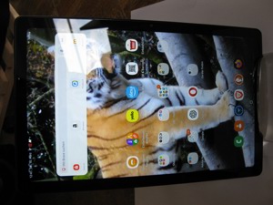 Samsung Tablet A7 (SM-T500) Bild 2