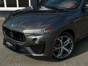 Maserati Levante V8 GTS **CARBON / NAVI / MEMORY** Bild 2