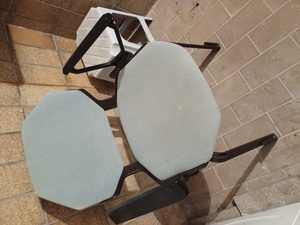 Stühle mit Armlehnen Bild 1