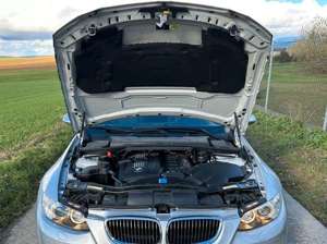 BMW 330 i Coupe Aut. Bild 3