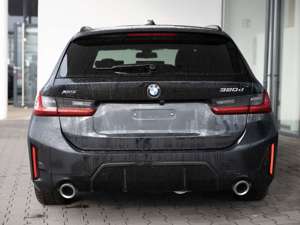 BMW 320 d Touring xDrive M-Sportpaket ACC HUD AHK Bild 5