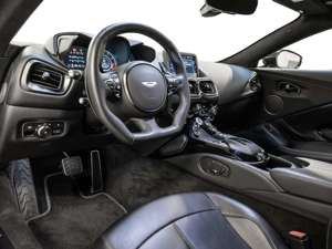 Aston Martin V8 Vantage Coupe Bild 3