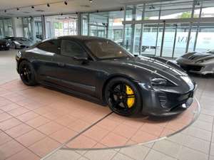 Porsche Taycan Turbo S    UPE-220.475 / APPROVED 08-2024 Bild 2