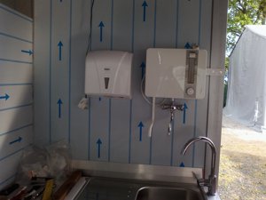 Imbissanhänger,Verkaufsanhänger, Foodtruck, Imbisswagen,Gastro Anhänger,Streetfood Anhänger. Bild 2