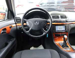 Mercedes-Benz E 200 CDI Elegance DPF NaviComand*Xeno*PDC*Euro4 Bild 3