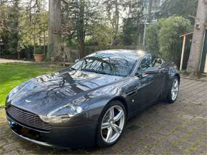 Aston Martin Vantage V8 Bild 4