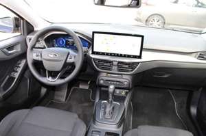 Ford Focus Automatik TITANIUM X SYNC4 Hybrid 155 PS Bild 2