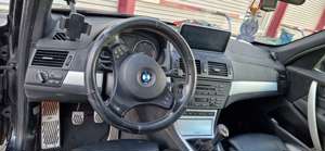BMW X3 X3 xDrive18d Limited Sport Edition Bild 2
