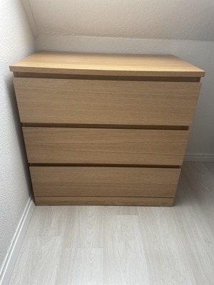 Malm Kommode in Holzoptik von Ikea Bild 1