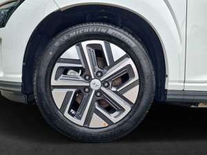 Hyundai KONA Select / Select-Paket Elektro 2WD Bild 3