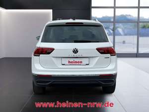 Volkswagen Tiguan 2.0 TDI BMT 4Motion Life Massage NAV AHK Bild 5