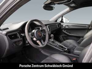 Porsche Macan GTS Standheizung PTV+ Fahrermemory-Paket Bild 4