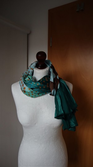 BONITA Damen Halsschal Schal Halstuch grün mit Muster TOP Bild 3
