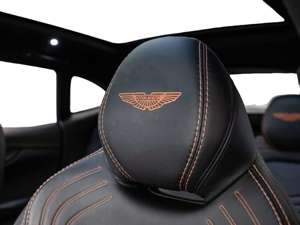 Aston Martin DBX Bild 5