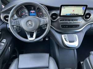 Mercedes-Benz V 300 V300 Avantgarde Edition AMG 4MATI/Night/Pano/AHK Bild 4
