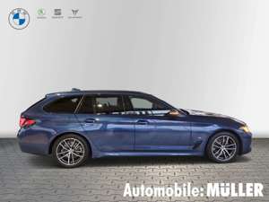 BMW 520 d xDrive Touring M Sport AHK driveass+ Park-Assist Bild 3