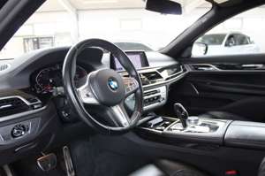 BMW 740 d xDrive M Sport HeadUp+Laser+Massage+20" Bild 7