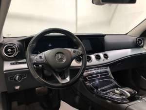 Mercedes-Benz E 220 T d Automatik EU6 LED ACC Navi Widescreen Bild 5
