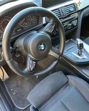 BMW 325 d Touring Aut. M Sport Bild 4